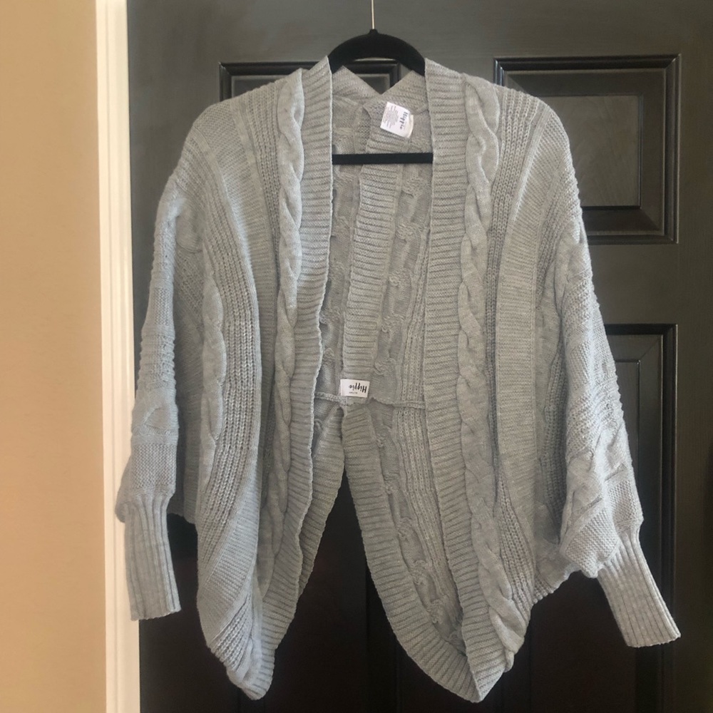 2 Sweaters in Black and L. Grey